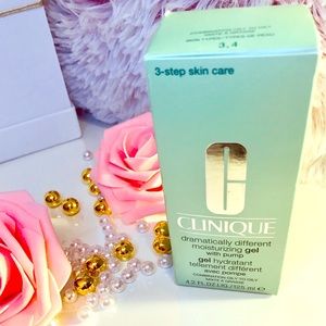 Dramatically DifferenT Moisturizing Lotion +